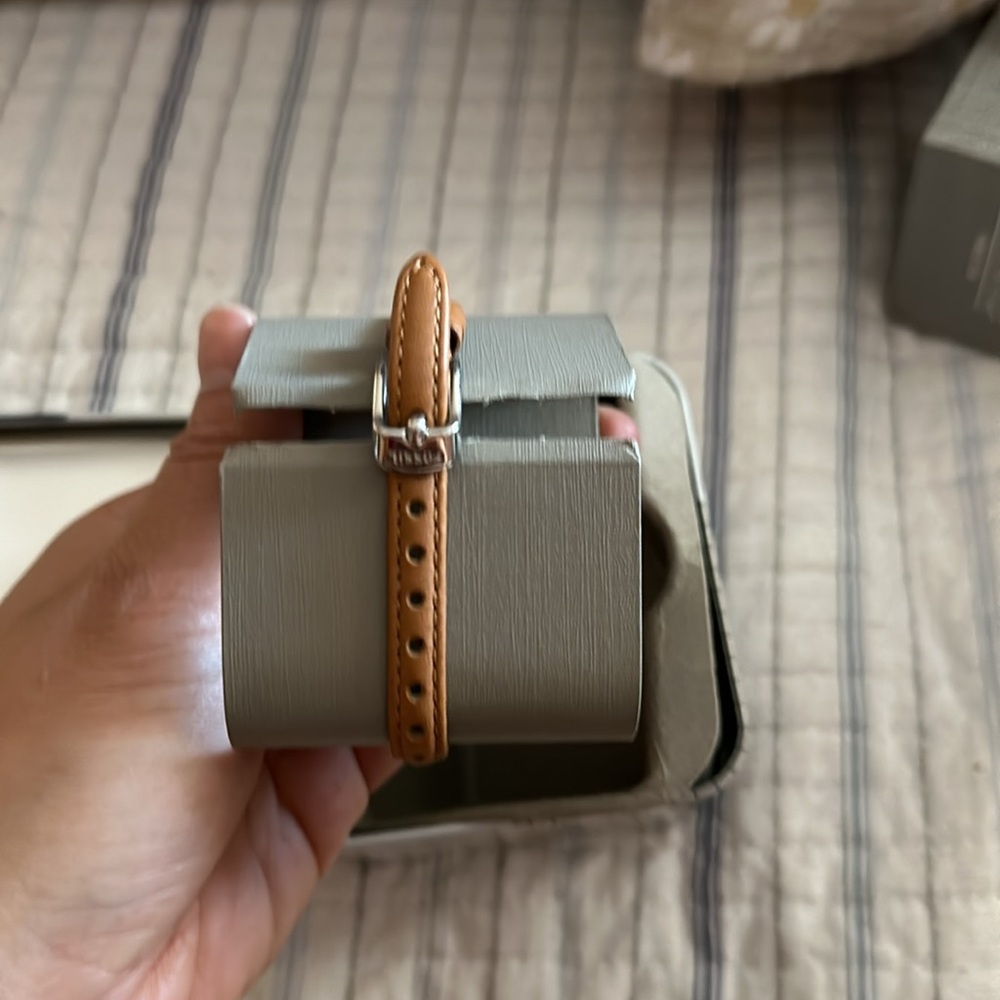 Fossil ladies watch - Picture 3 of 4